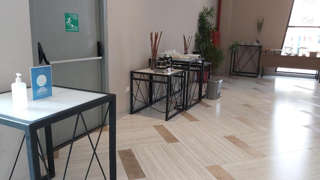Luminor Hotel Jakarta Kota By Wh Экстерьер фото