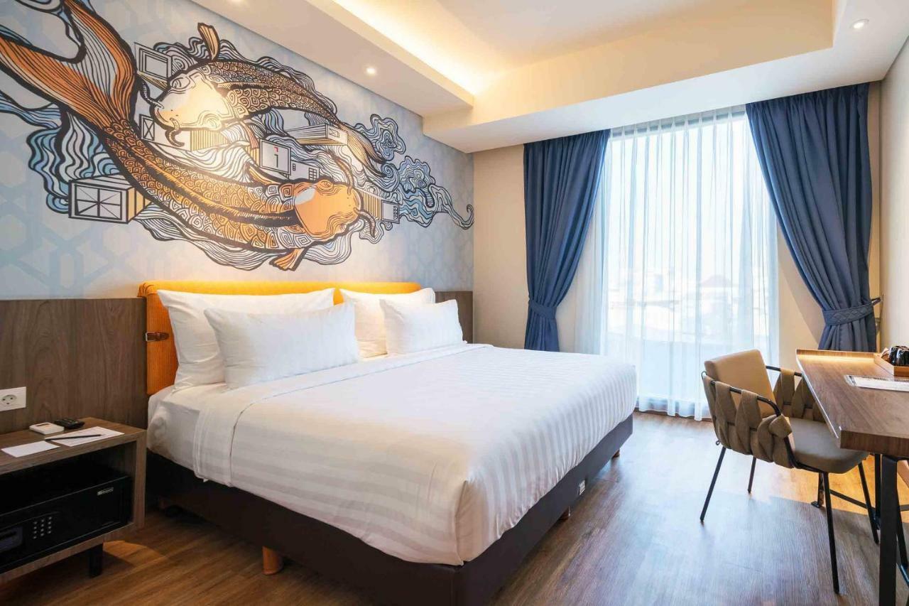 Luminor Hotel Jakarta Kota By Wh Экстерьер фото